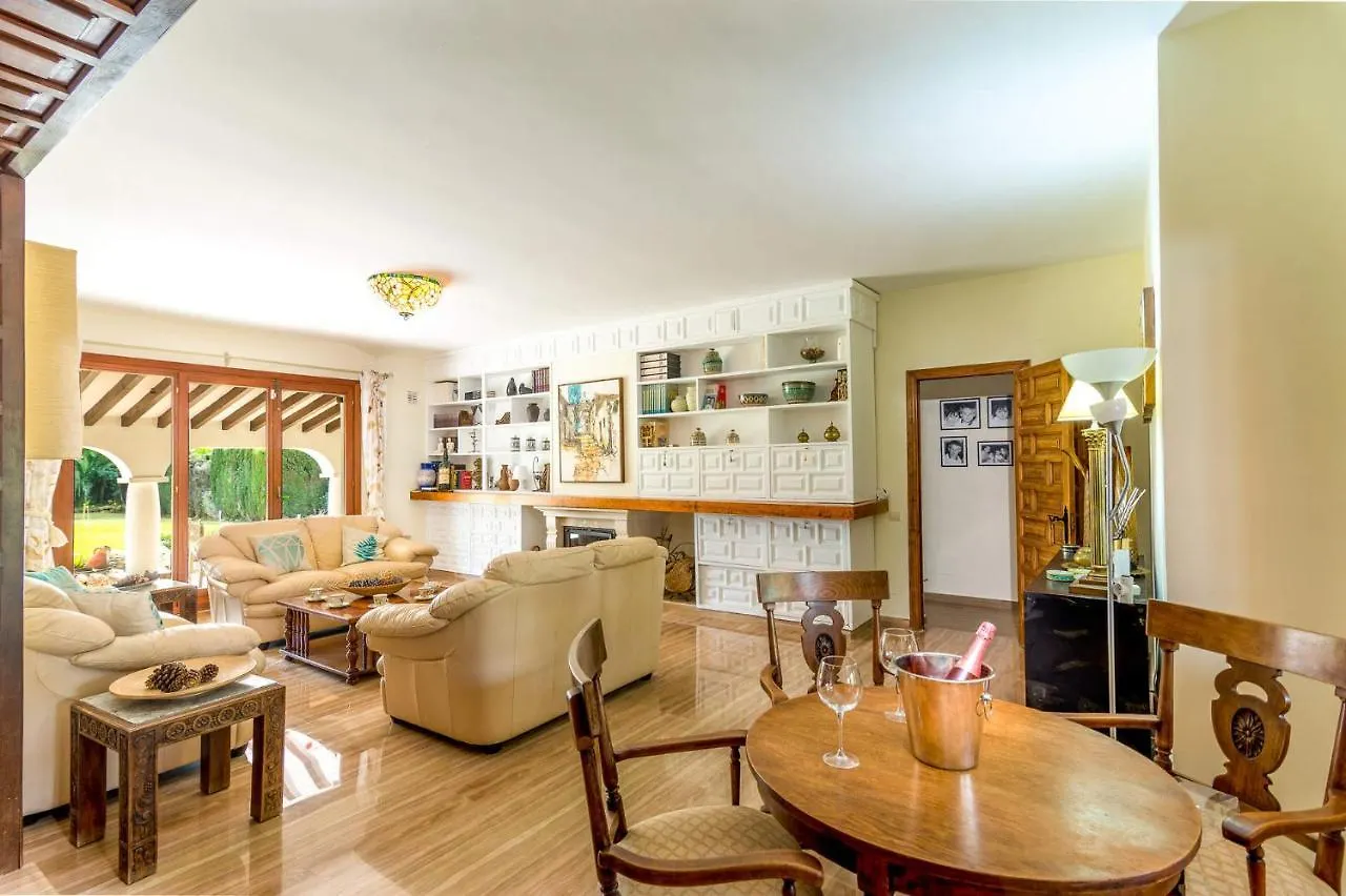 Villa Ramos By Villa Plus Estepona 0*,